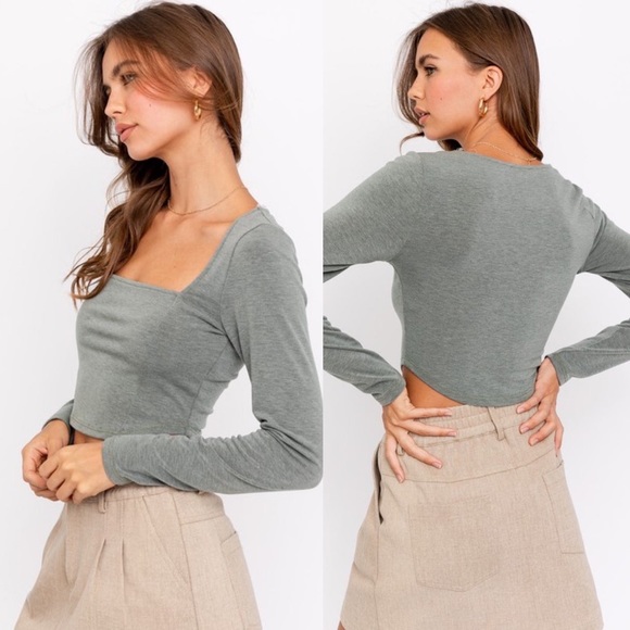 Long Sleeve Square Neckline Crop Top - Picture 2 of 2